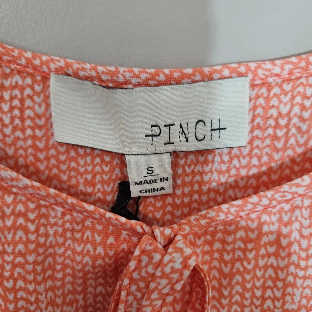 Pinch smocked casual piece